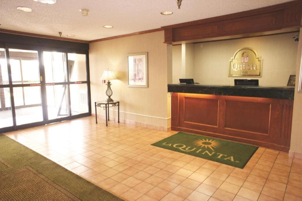 La Quinta Inn By Wyndham Detroit Southgate Eksteriør bilde